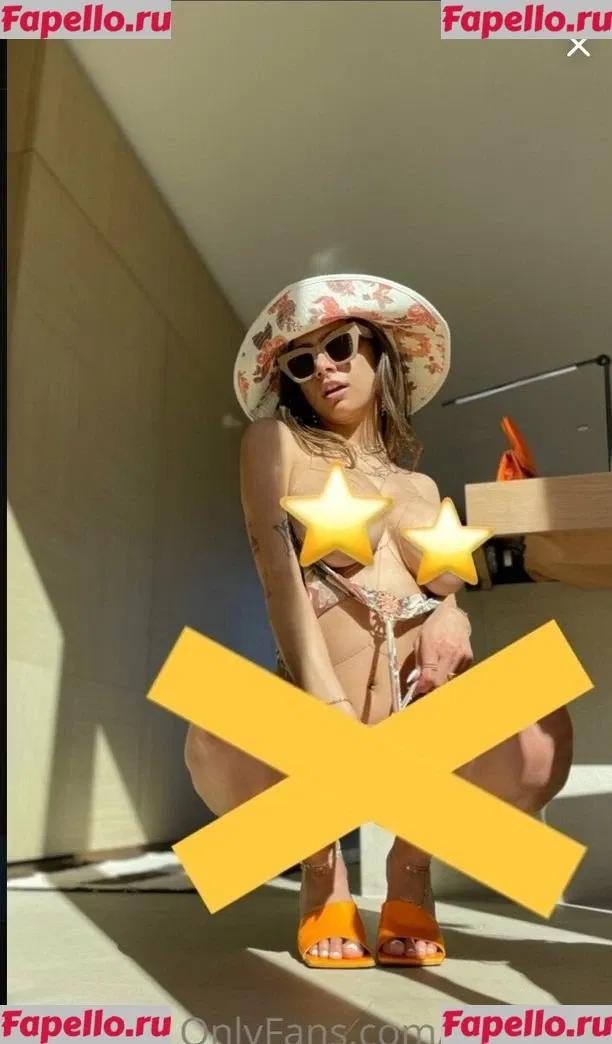 Mia Khalifa Onlyfans Photo Gallery 