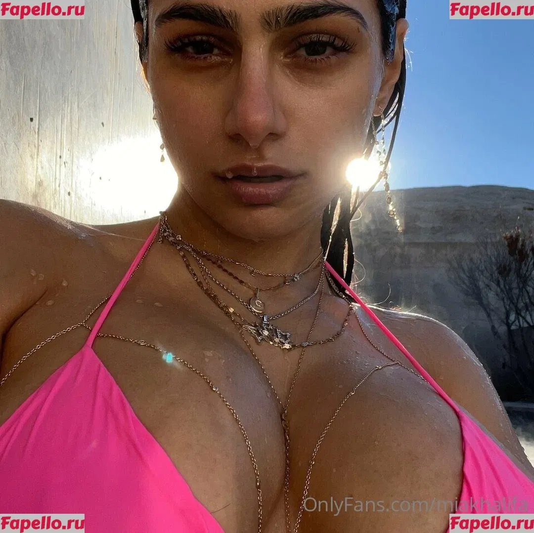 Mia Khalifa Onlyfans Photo Gallery 