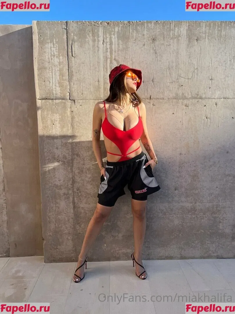 Mia Khalifa Onlyfans Photo Gallery 