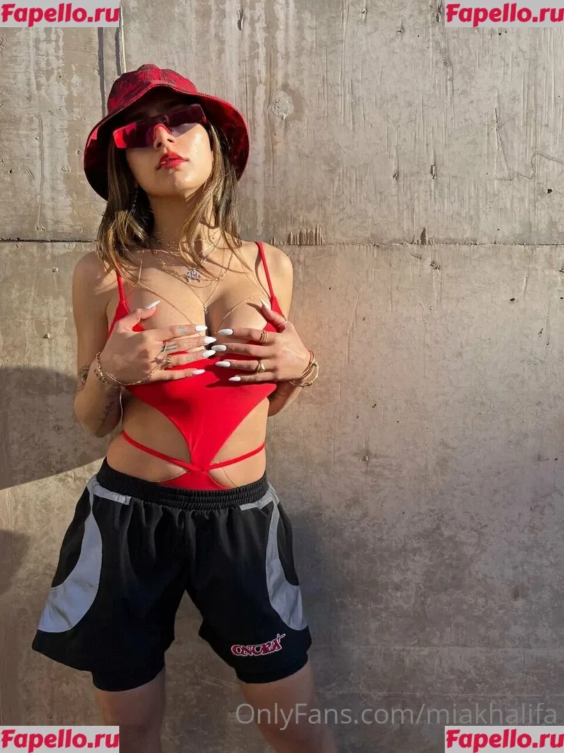 Mia Khalifa Onlyfans Photo Gallery 