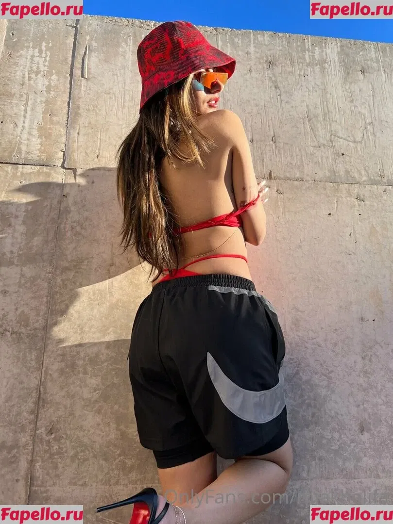 Mia Khalifa Onlyfans Photo Gallery 