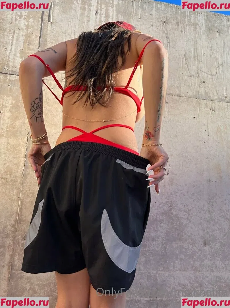 Mia Khalifa Onlyfans Photo Gallery 