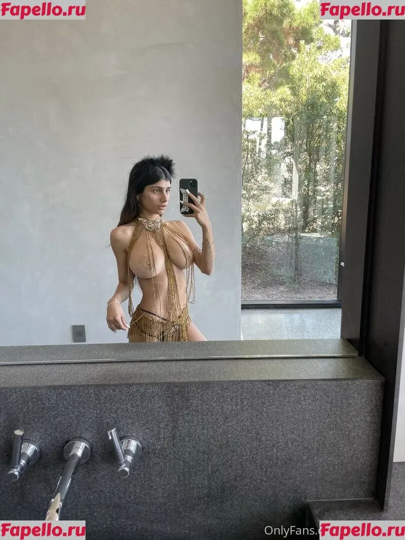Mia Khalifa Onlyfans Photo Gallery 