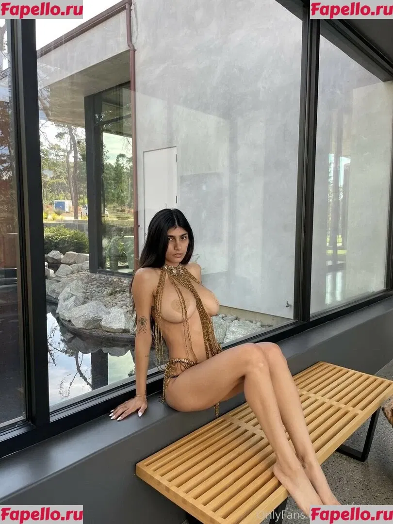 Mia Khalifa Onlyfans Photo Gallery 