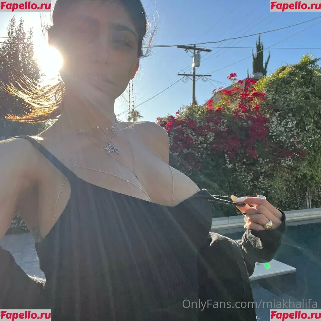 Mia Khalifa Onlyfans Photo Gallery 