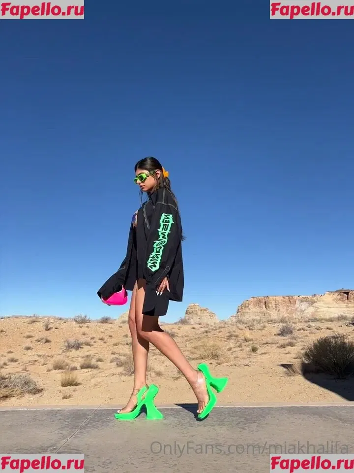 Mia Khalifa Onlyfans Photo Gallery 