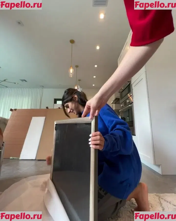 Mia Khalifa Onlyfans Photo Gallery 