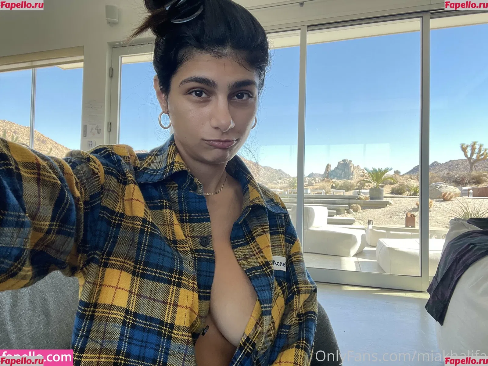 Mia Khalifa Onlyfans Photo Gallery 