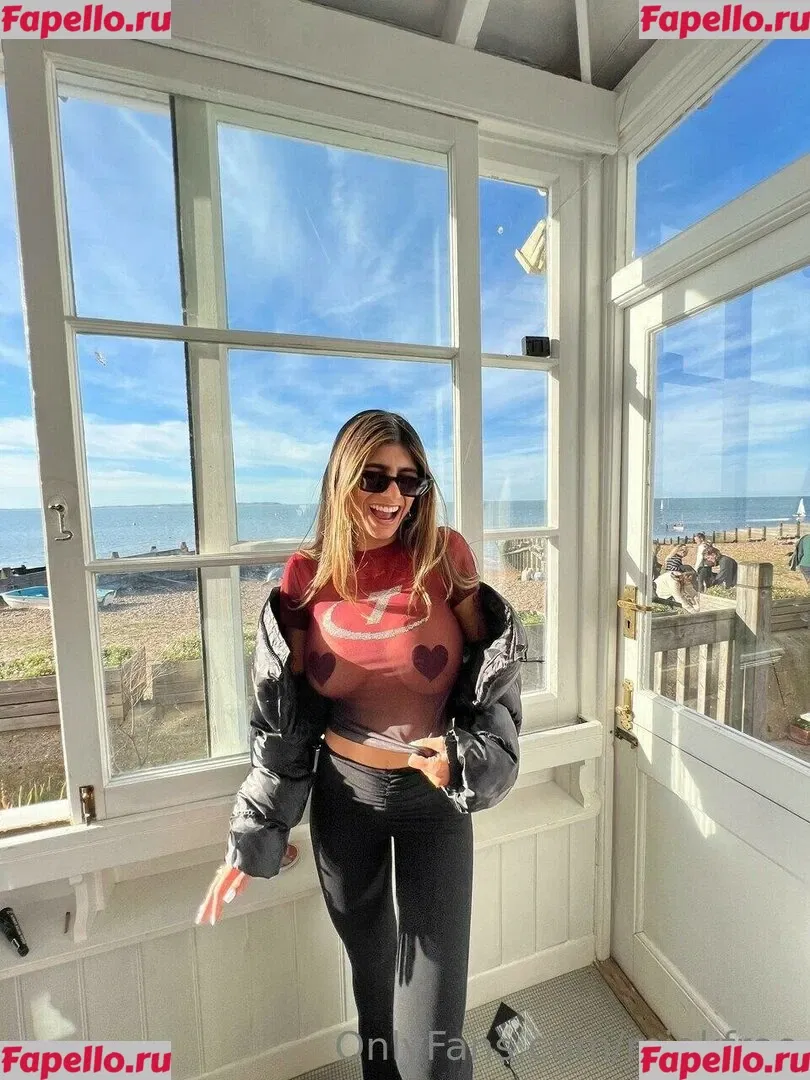 Mia Khalifa Onlyfans Photo Gallery 