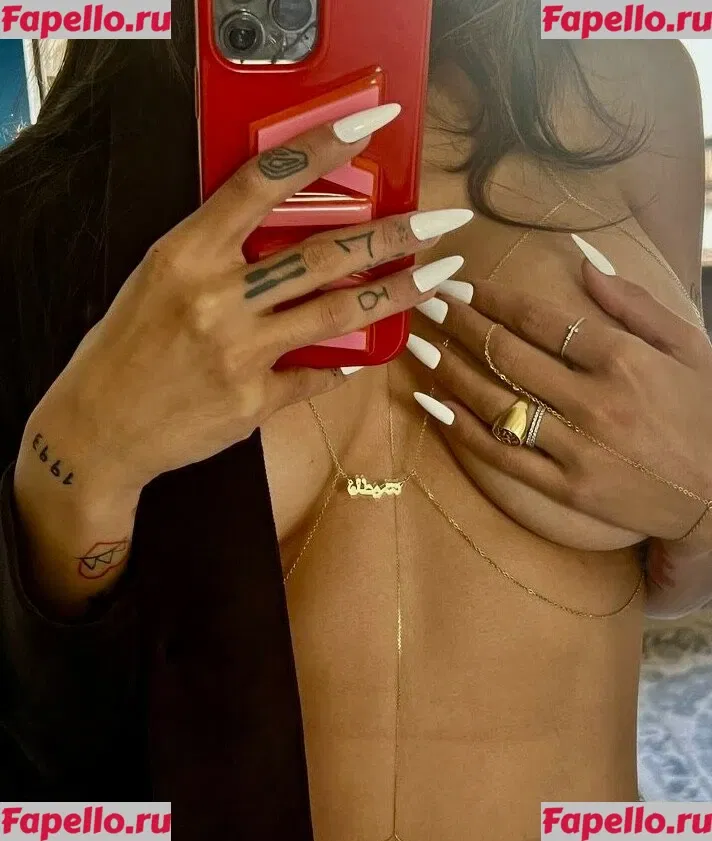 Mia Khalifa Onlyfans Photo Gallery 