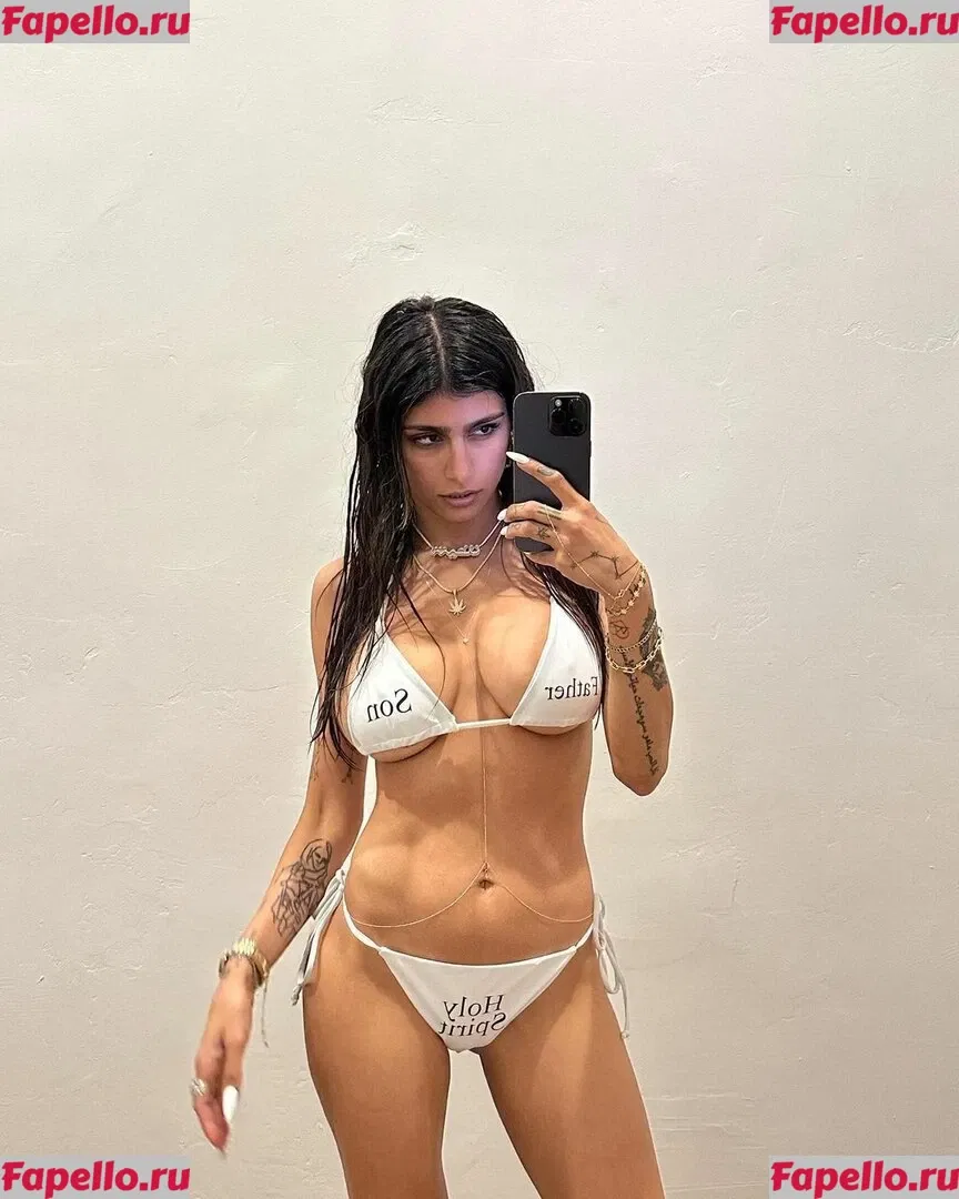 Mia Khalifa Onlyfans Photo Gallery 