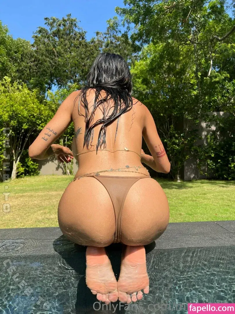 Mia Khalifa Onlyfans Photo Gallery 