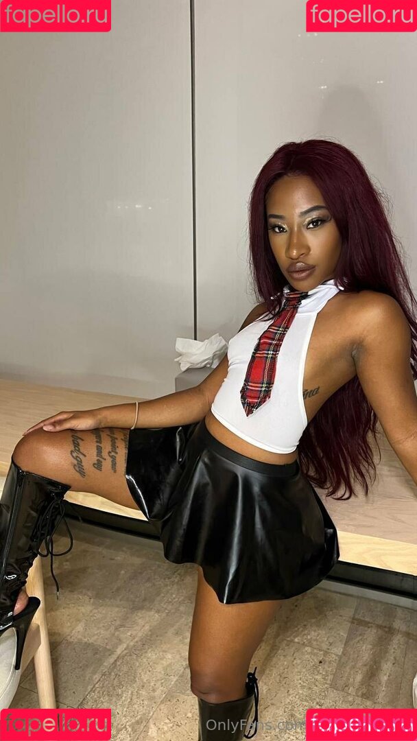 freeministalli Onlyfans Photo Gallery 