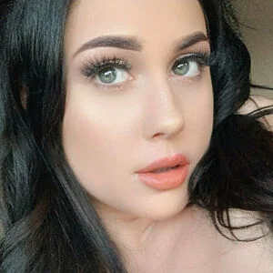 alexisreid Onlyfans Photo Gallery 