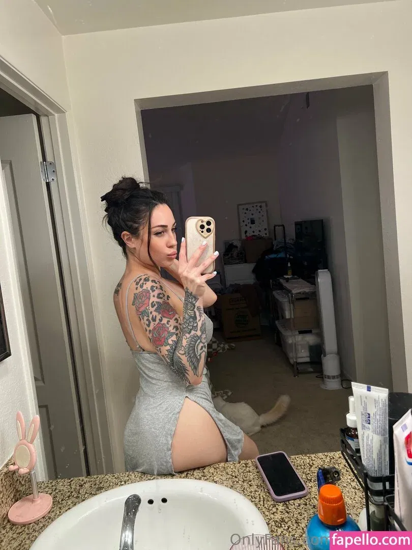 alexisreid Onlyfans Photo Gallery 