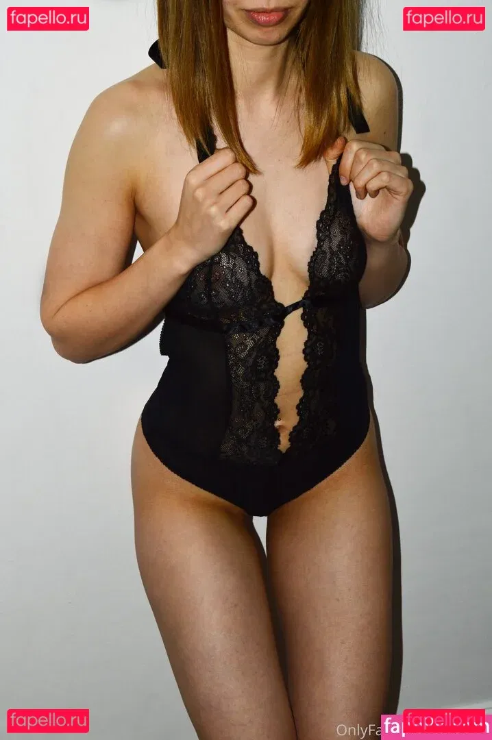 Petittits Onlyfans Photo Gallery 