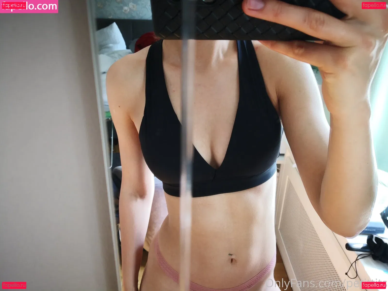 Petittits Onlyfans Photo Gallery 