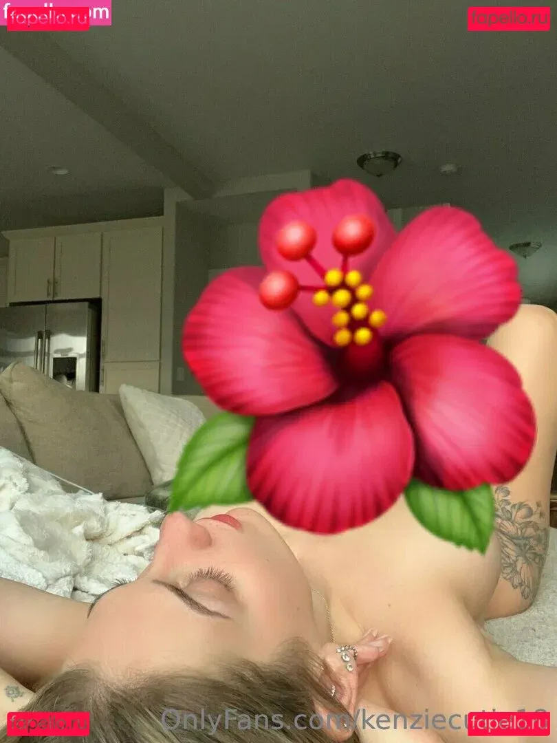 kenziecutie18 Onlyfans Photo Gallery 
