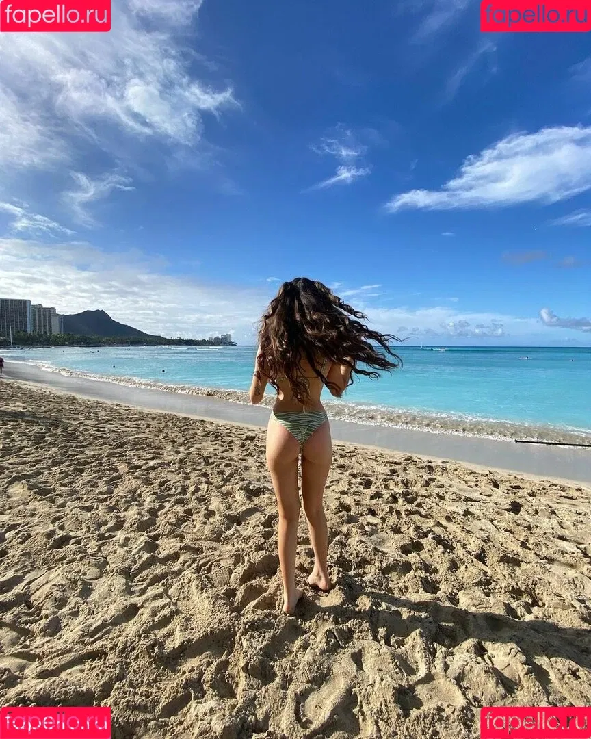 Zoe Colletti Onlyfans Photo Gallery 