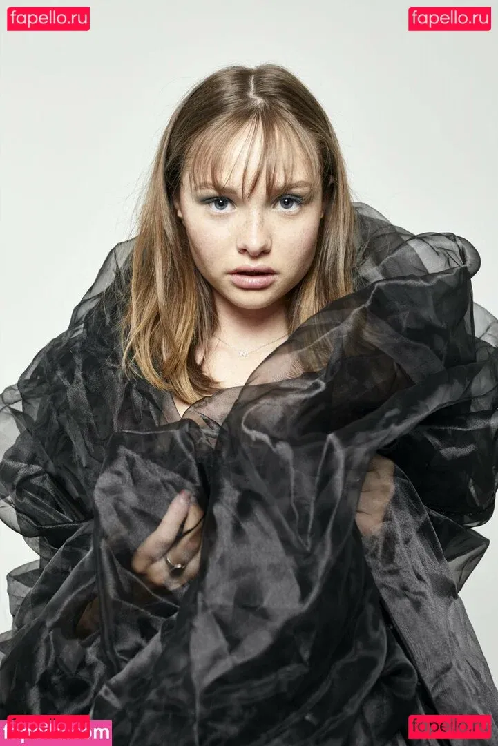 Zoe Colletti Onlyfans Photo Gallery 