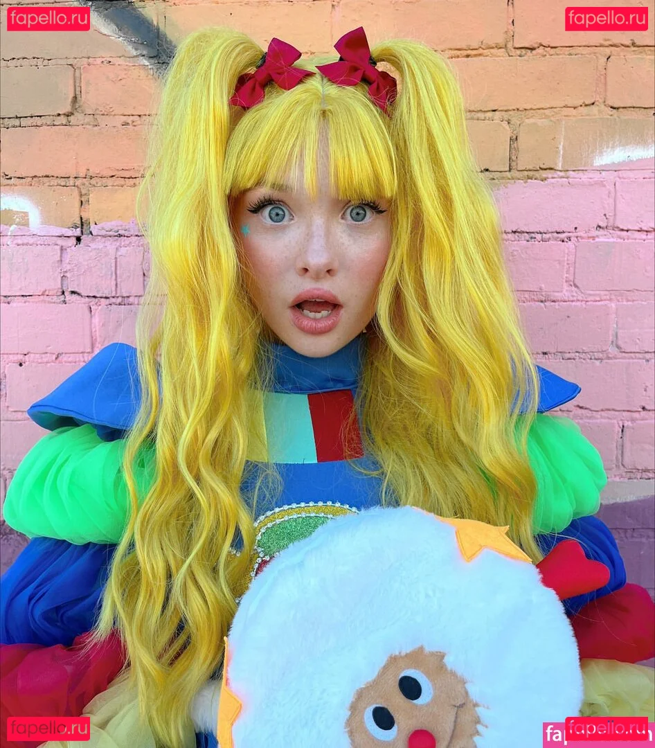 Zoe Colletti Onlyfans Photo Gallery 