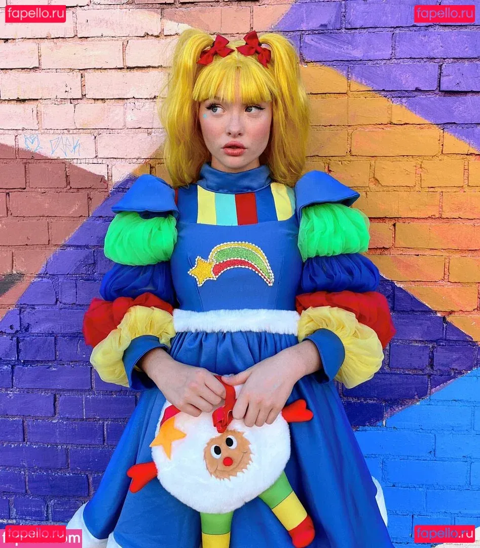 Zoe Colletti Onlyfans Photo Gallery 