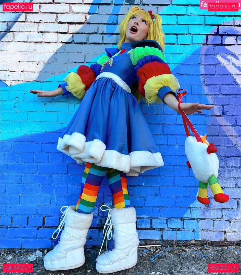 Zoe Colletti Onlyfans Photo Gallery 