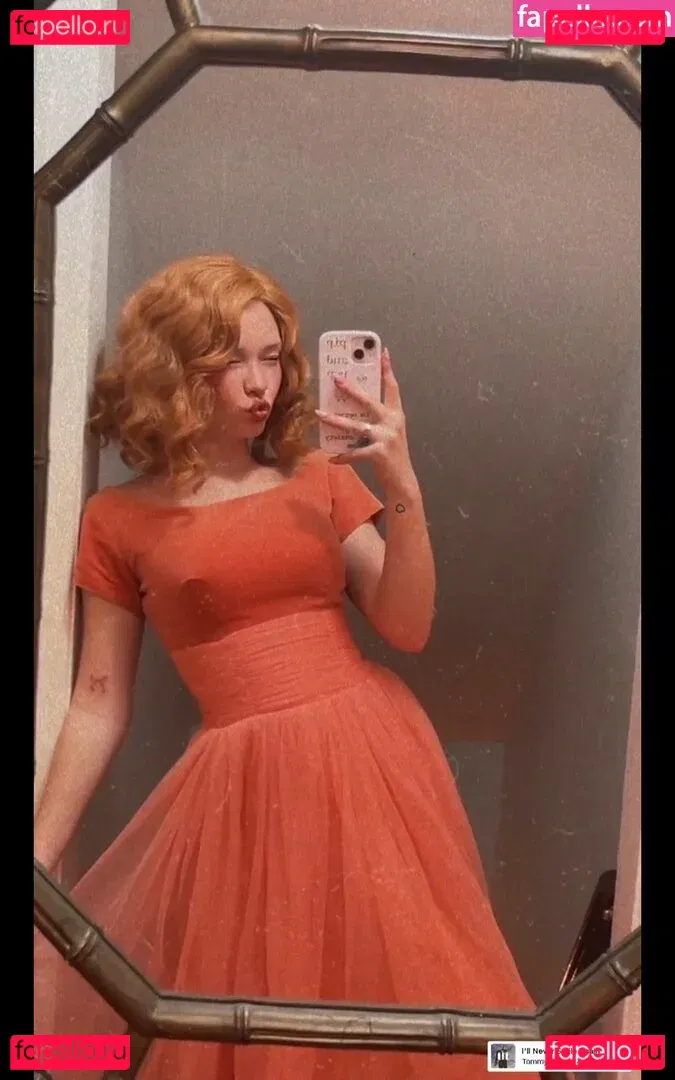 Zoe Colletti Onlyfans Photo Gallery 