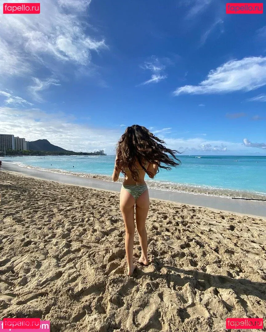 Zoe Colletti Onlyfans Photo Gallery 