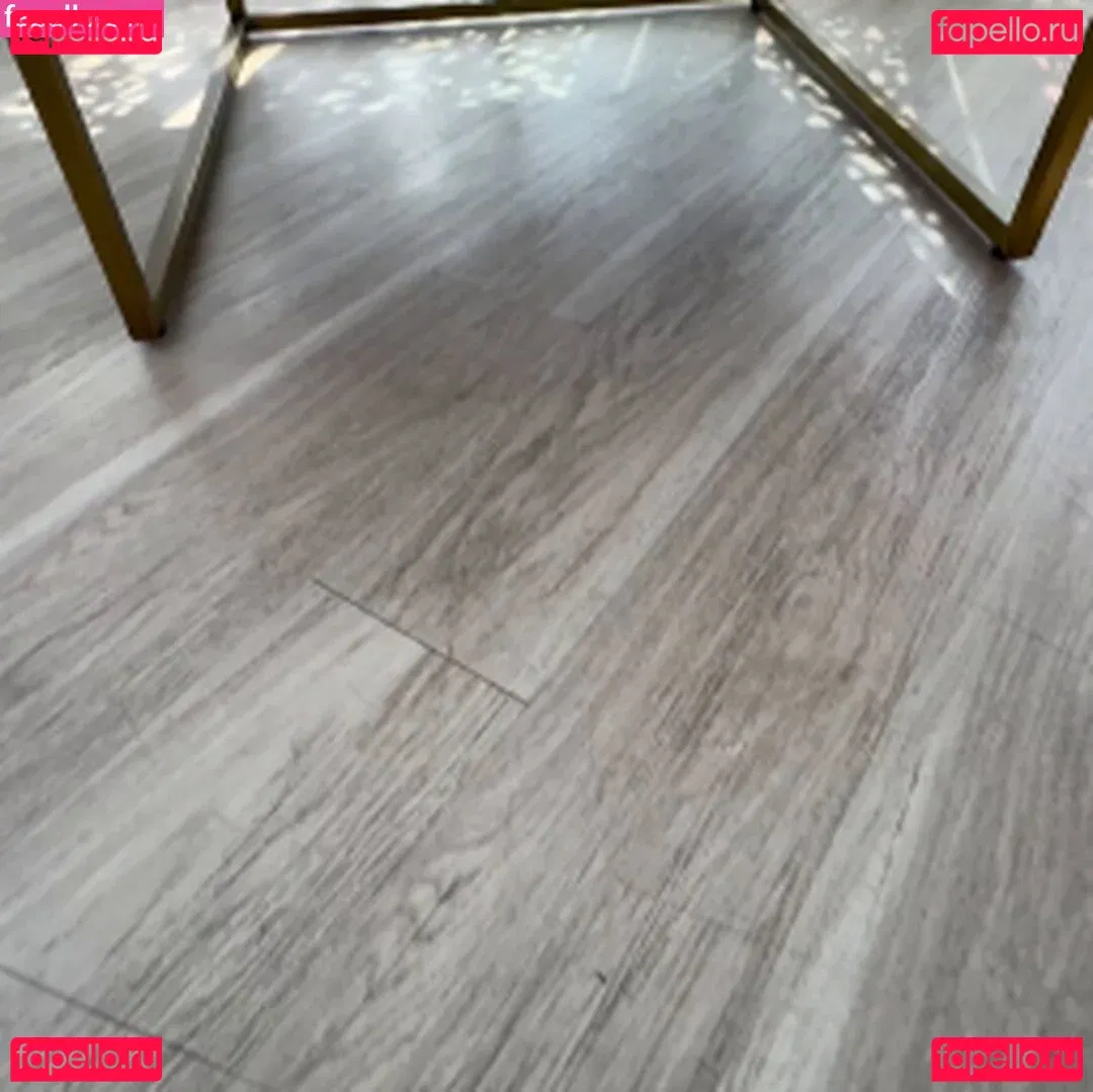 Alexandraqos Onlyfans Photo Gallery 