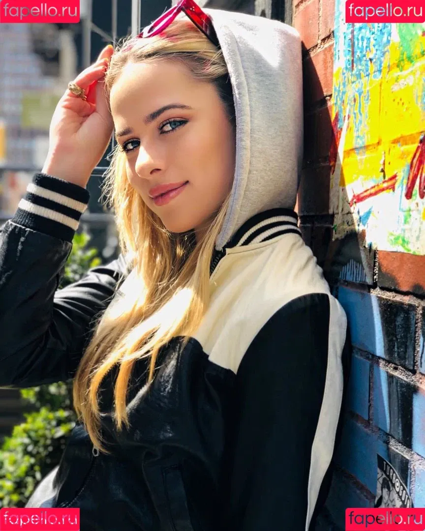 Cassie Nova Onlyfans Photo Gallery 