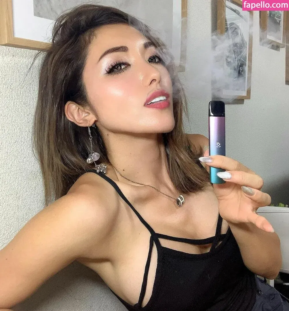 MakiRon Onlyfans Photo Gallery 