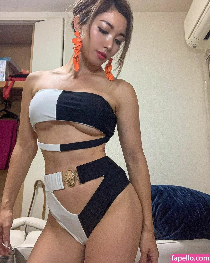 MakiRon Onlyfans Photo Gallery 