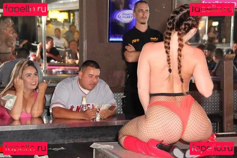 Sophiedeville Onlyfans Photo Gallery 