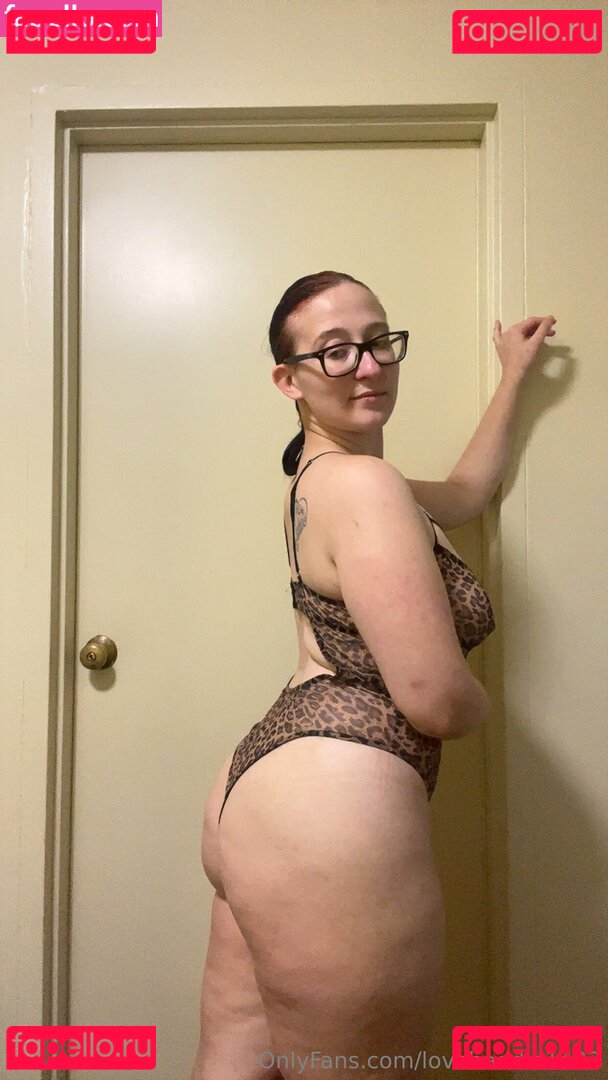 lovebaddie1422 Nude Onlyfans Photo 16