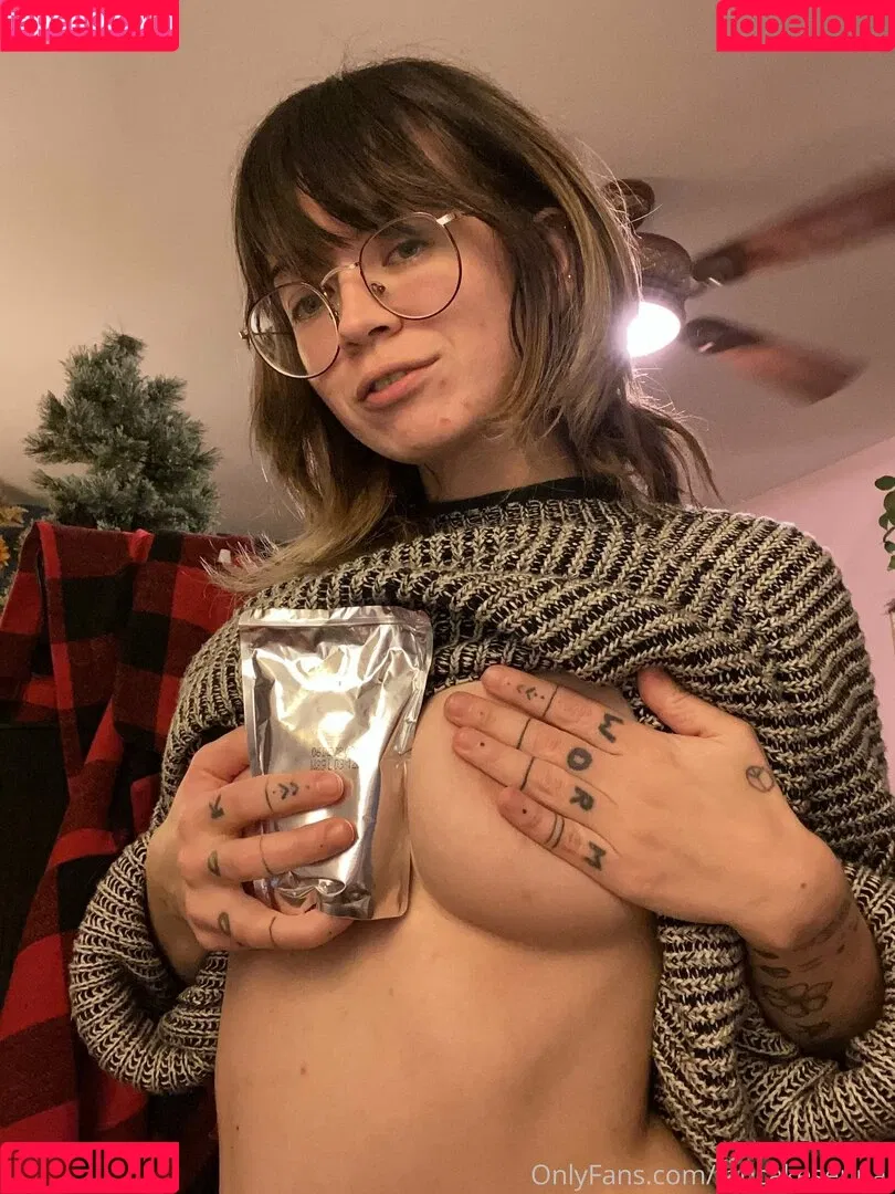 FapcakeSenpai Onlyfans Photo Gallery 
