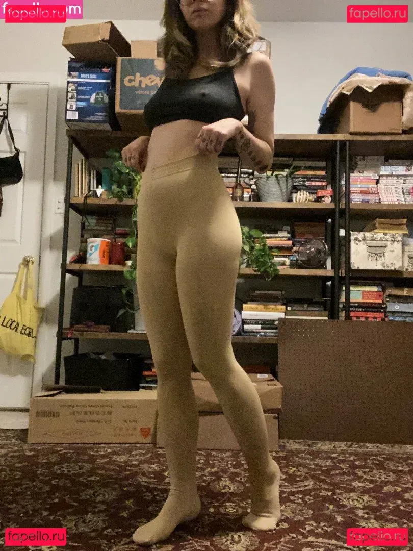 FapcakeSenpai Onlyfans Photo Gallery 