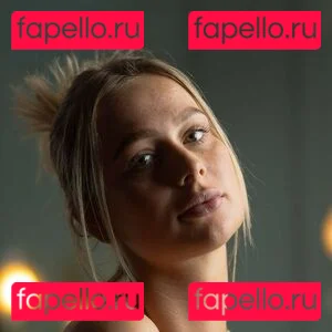 caro_loesel Onlyfans Photo Gallery 