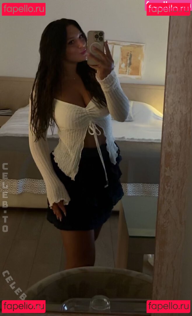 Lucy Lacht Nude Onlyfans Photo 34