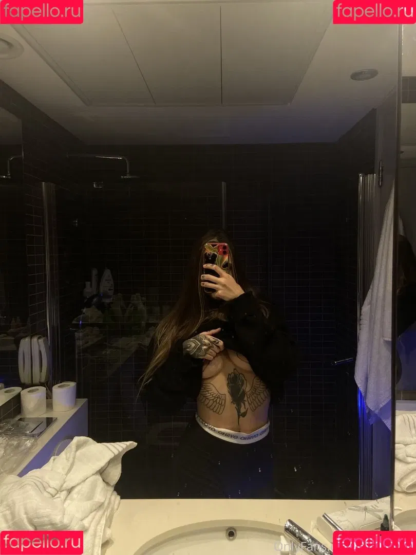 _volchara Onlyfans Photo Gallery 