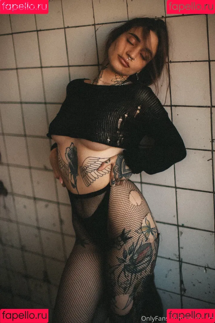 _volchara Onlyfans Photo Gallery 