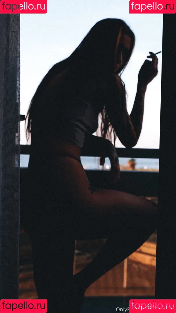 _volchara Onlyfans Photo Gallery 
