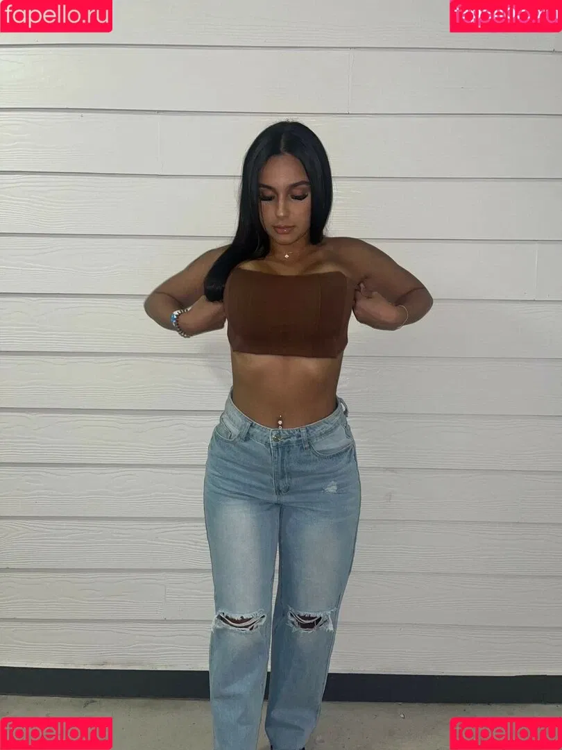 Emma Petisco Onlyfans Photo Gallery 