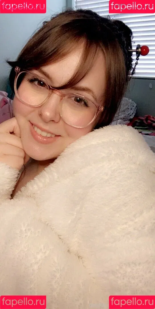 strawbrrymilk Onlyfans Photo Gallery 