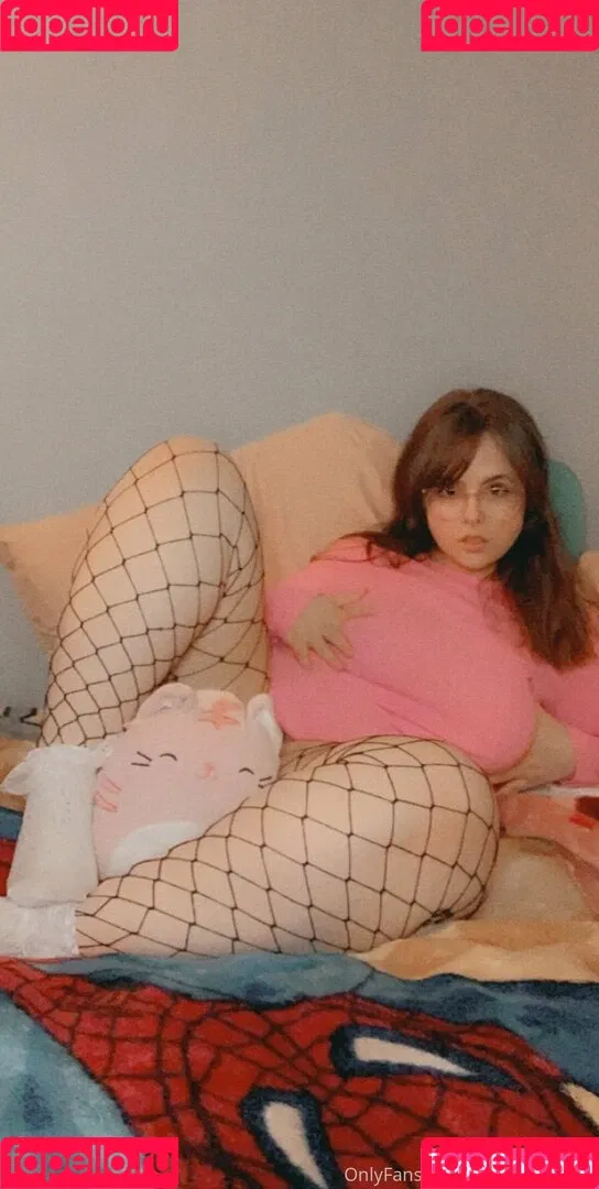 strawbrrymilk Onlyfans Photo Gallery 