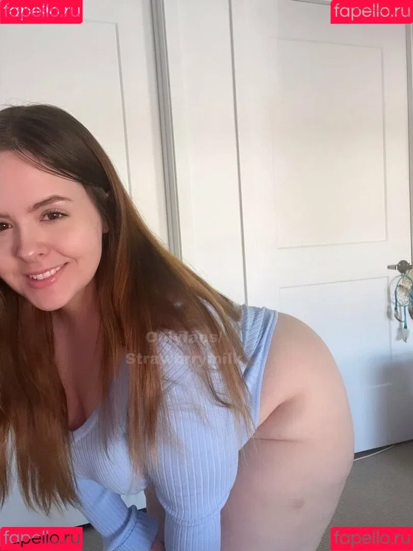 strawbrrymilk Onlyfans Photo Gallery 