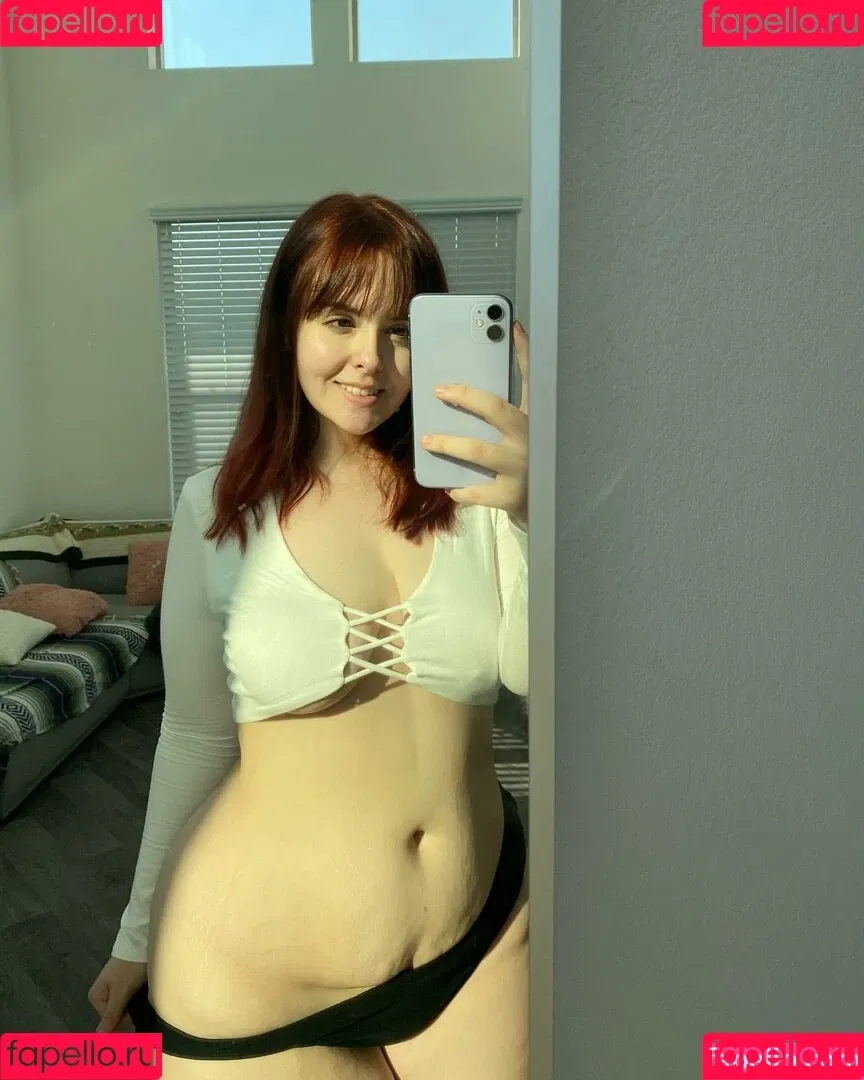 strawbrrymilk Onlyfans Photo Gallery 
