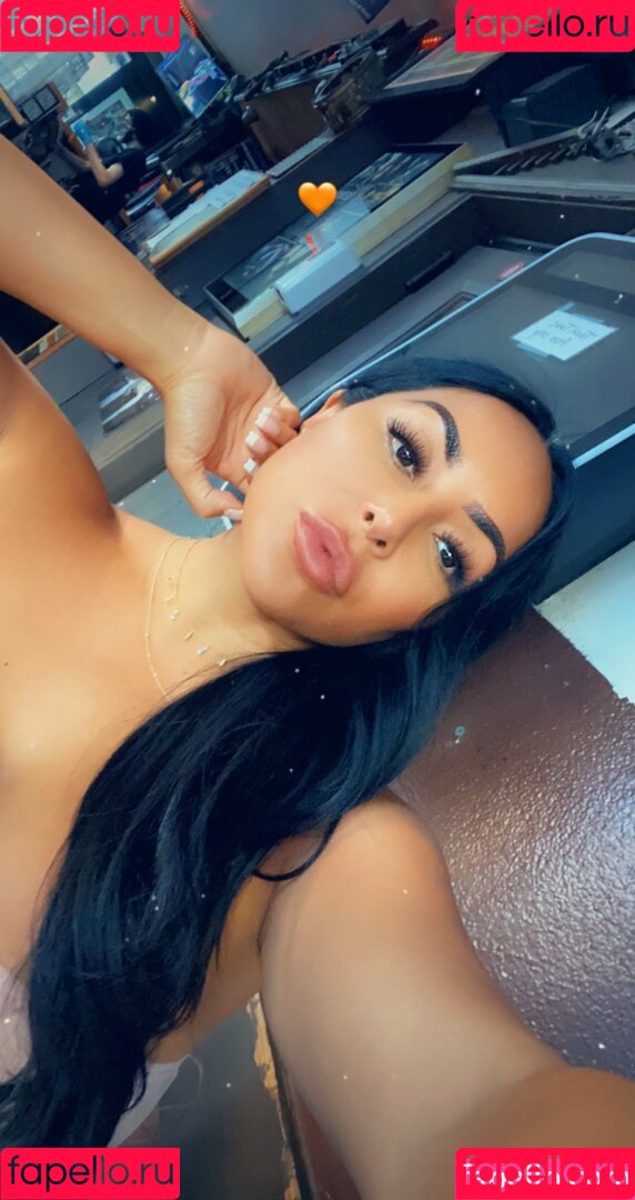 theonlykiaramia Nude Onlyfans Photo 11