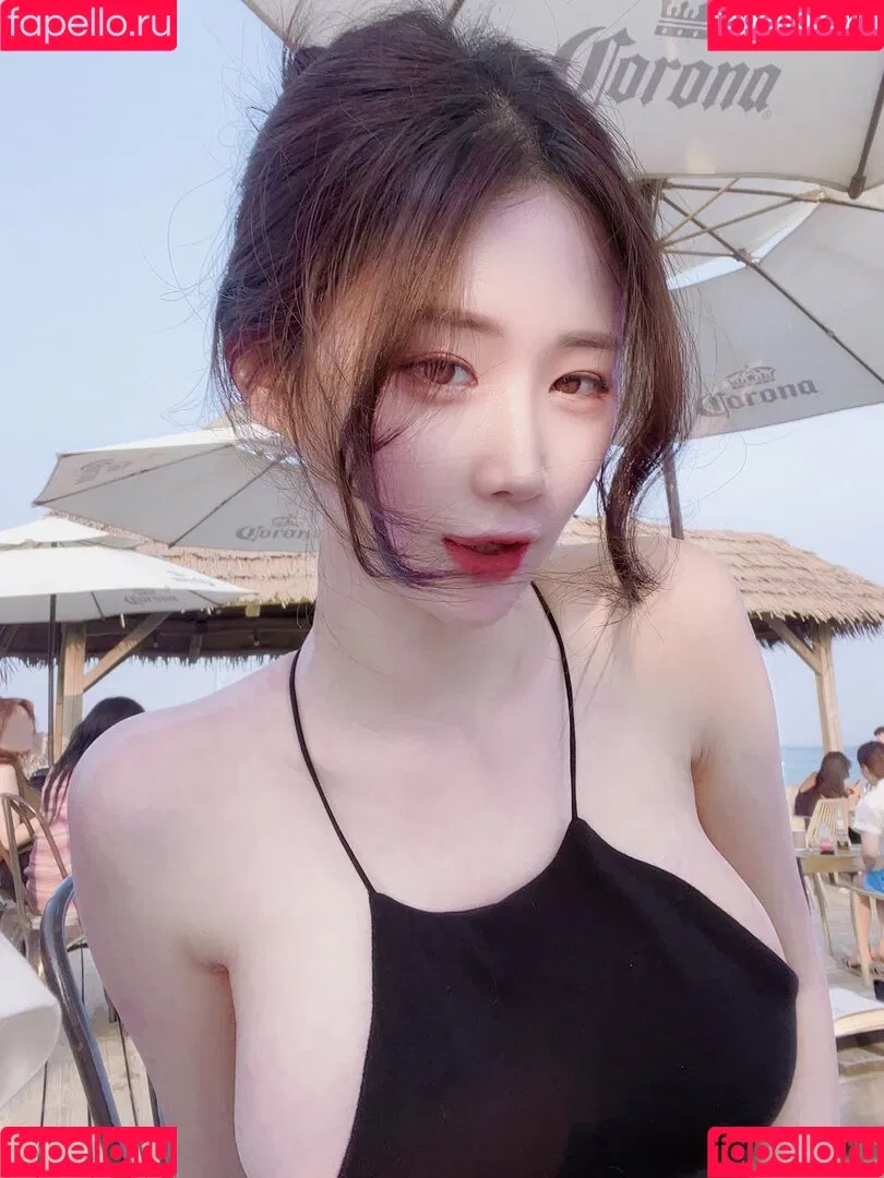 asuna Onlyfans Photo Gallery 