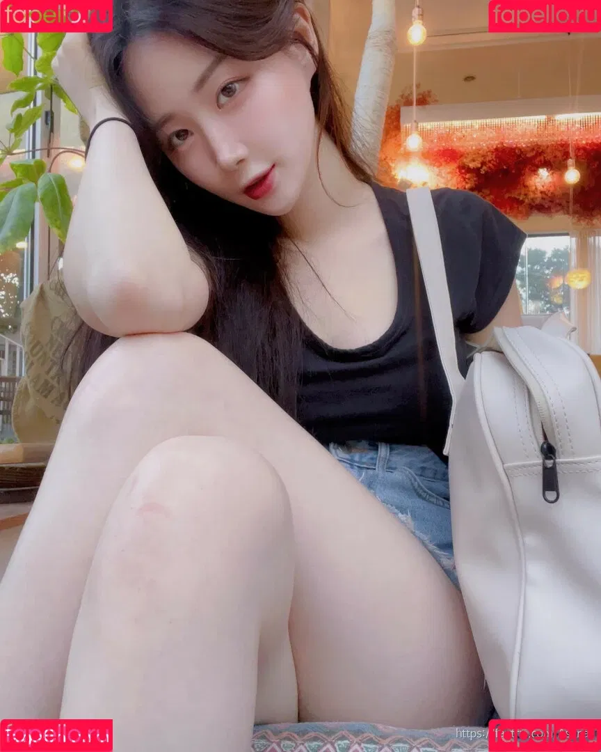 asuna Onlyfans Photo Gallery 